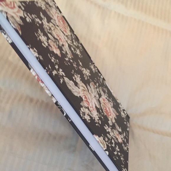 Stone Cold Fox Hard Back Lined Notebook NWT - Picture 6 of 8